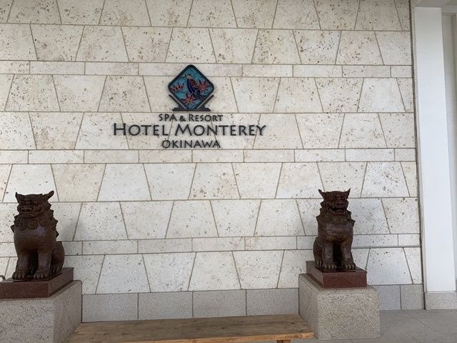 エントランス外観2