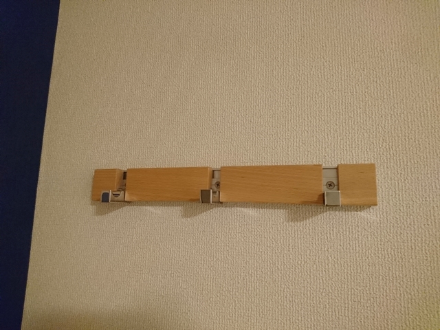 壁掛けハンガー1つ目JPG