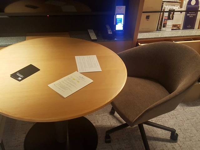 デスク(テーブル)