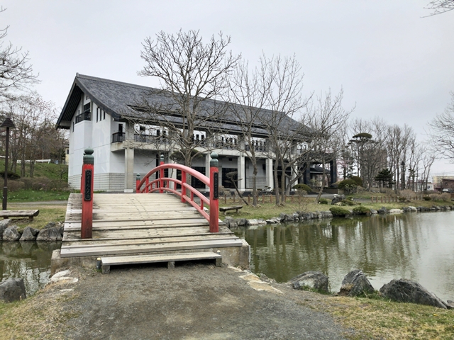 鶴ケ岱公園(ホテルから徒歩12分)