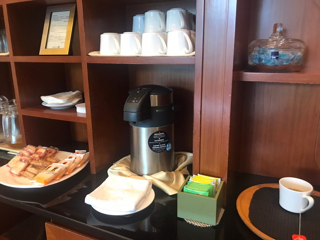 1階ラウンジ (3)