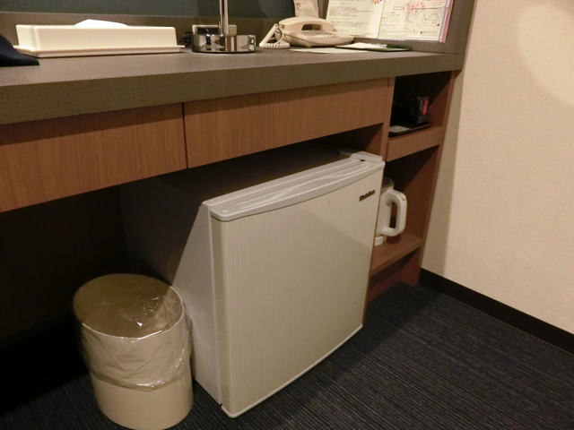 冷蔵庫・ゴミ箱 copy