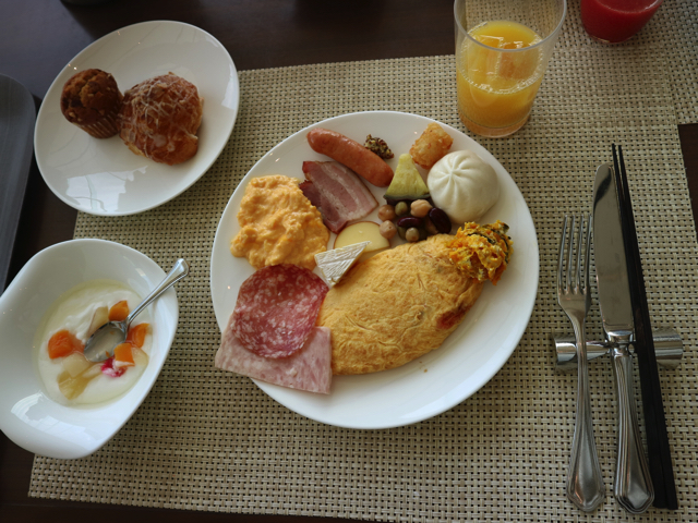 朝食 copy