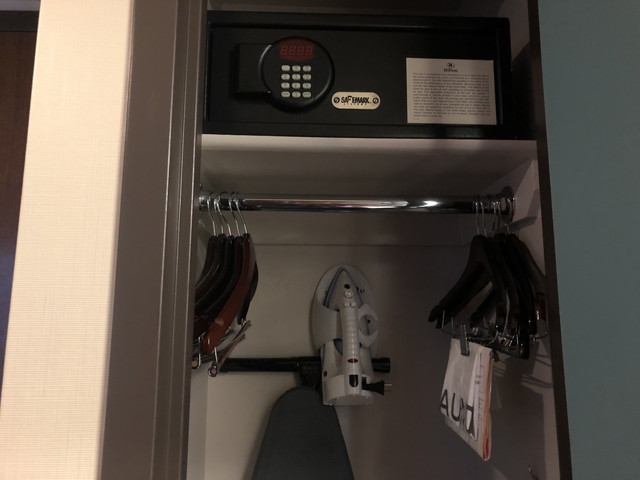 クローゼット中