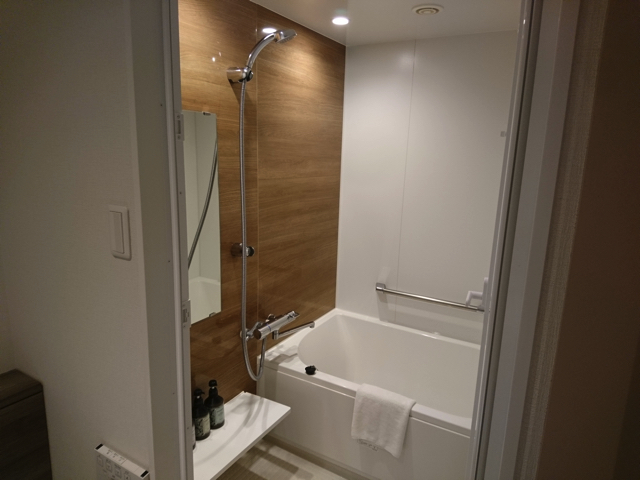 洗い場のある浴室 copy