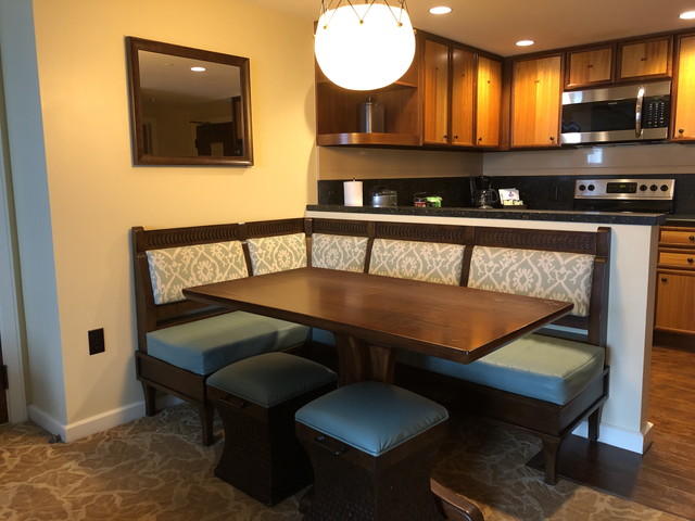 ダイニングテーブル