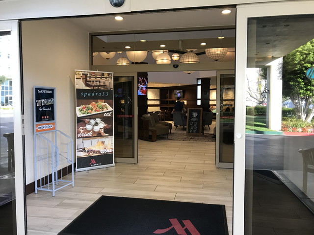 ホテルエントランス(1)