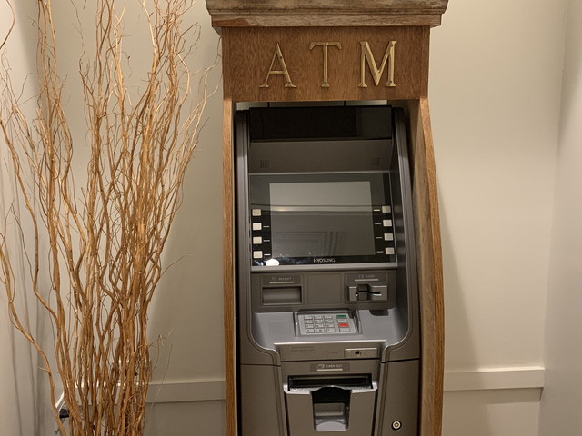 ホテル内ATM