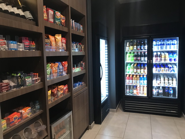 スナックコーナー