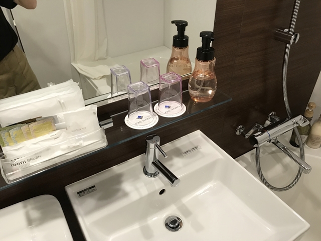 バスルーム 洗面台