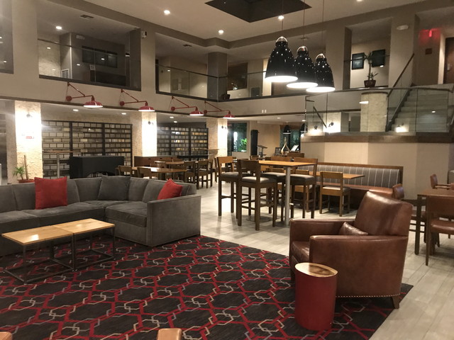 フロントロビー