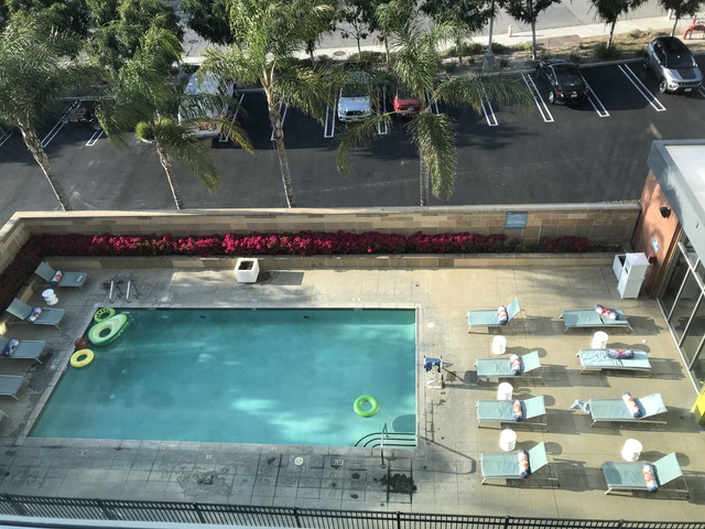 部屋の窓から(1)