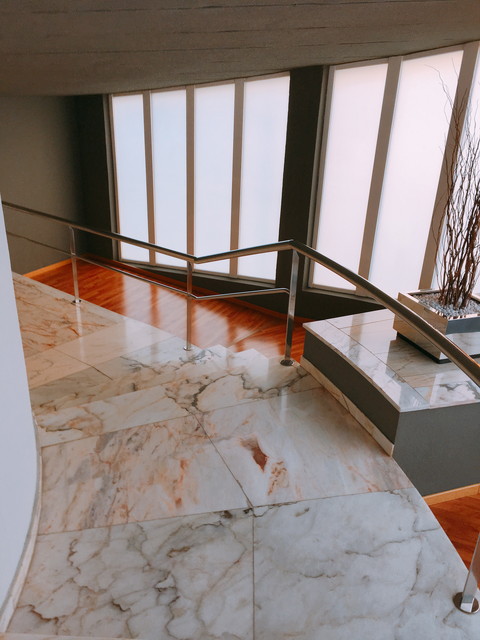 2階から1階の階段