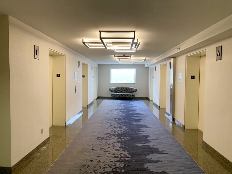 エレベーターホール客室階