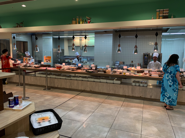 出来立てで新鮮な料理を提供しています。