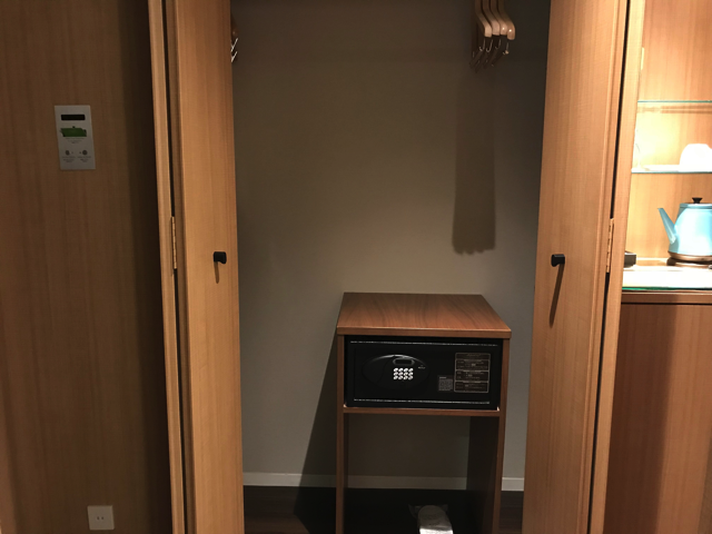 クローゼット内