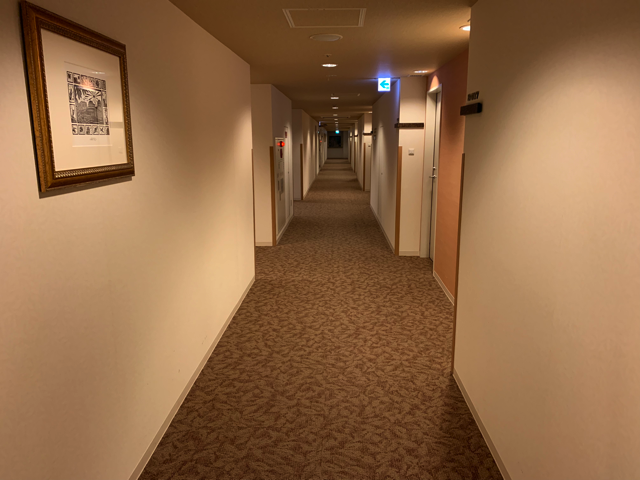 客室階の廊下です。