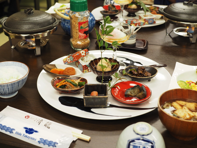 朝食 朝から飛騨牛が出てきました copy