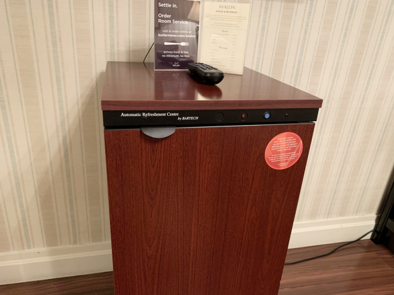 冷蔵庫2(閉じた状態)