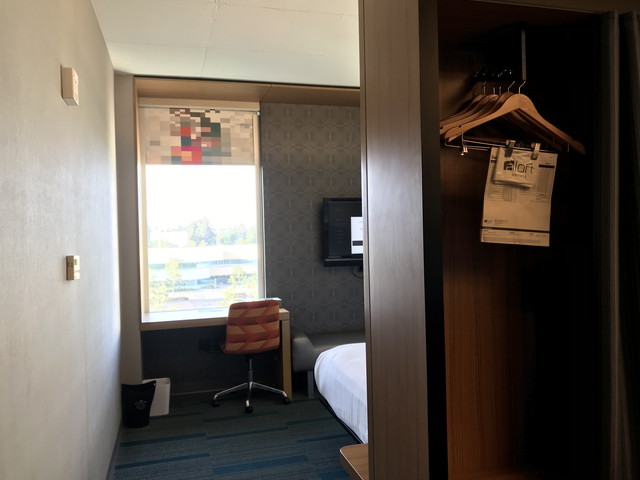 クローゼット及び部屋のふいんき