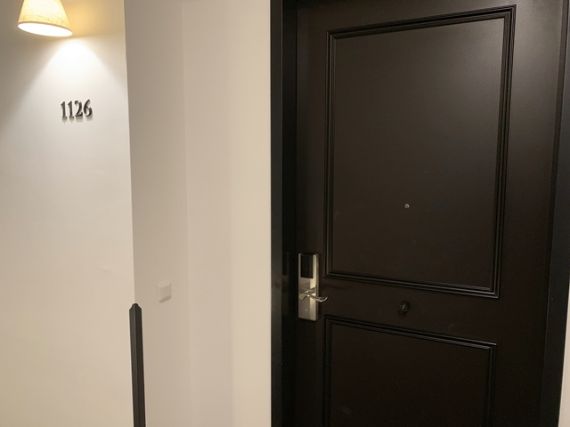 客室入口外観ドア