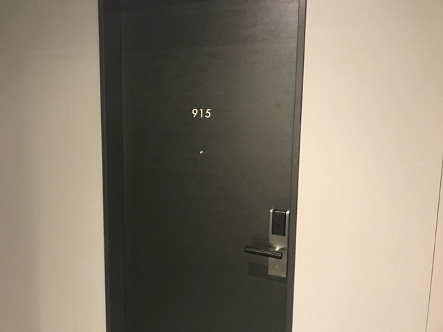 客室ドア 外側