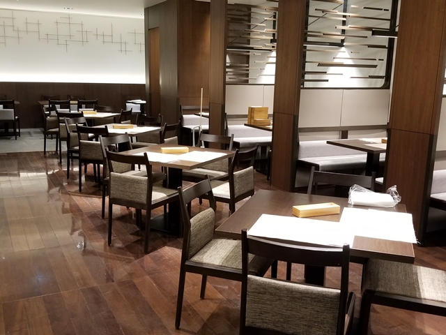 朝食客席全体 いくつかの客席フロアがありました 2