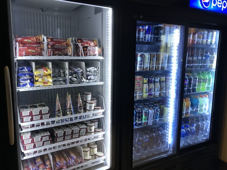 1階スナックコーナー詳細