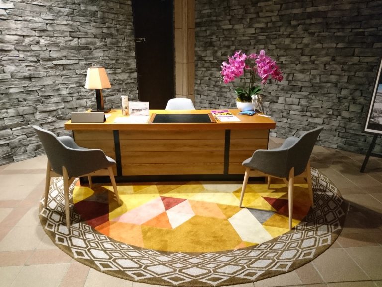 ロビー階コンシェルズサービス