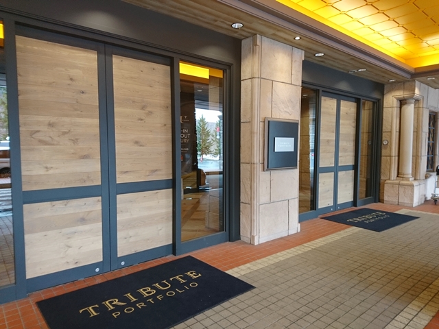 エントランス外観