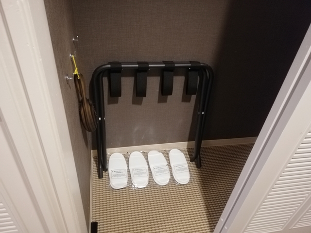 クローゼット内観スリッパ