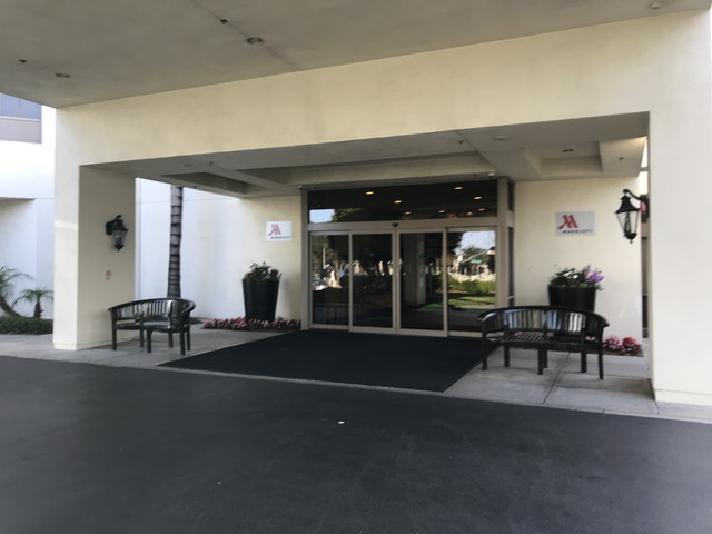 ホテルエントランス