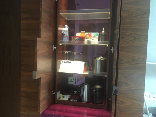 ミニバー・カフェコーナー