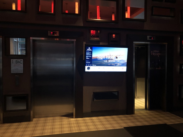 ロビーエレベーターホール