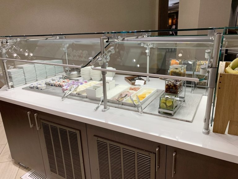 朝食 ビュッフェ