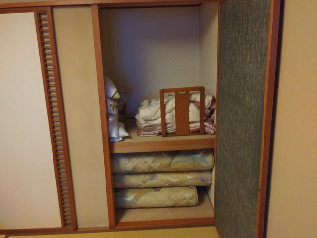 寝具入開 (1) copy