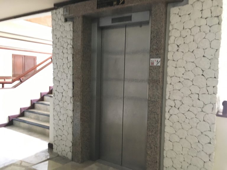 エレベーター客室階
