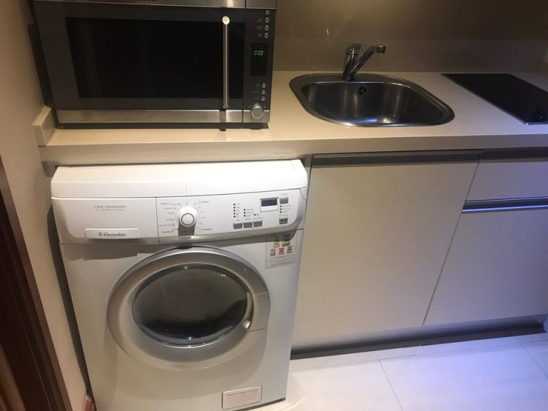 キッチンと洗濯機