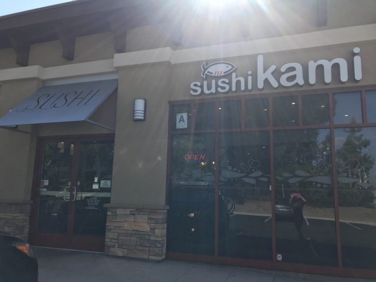 こちらでお昼ごはん。かなり美味しかった