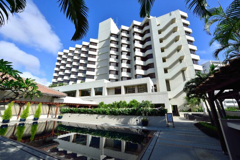 ザ・ナハテラス外観