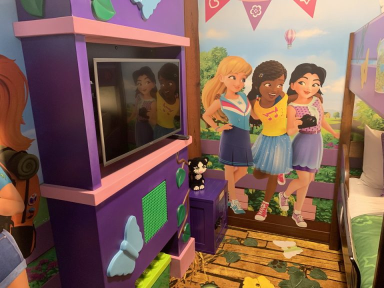 子供部屋にもテレビがあります