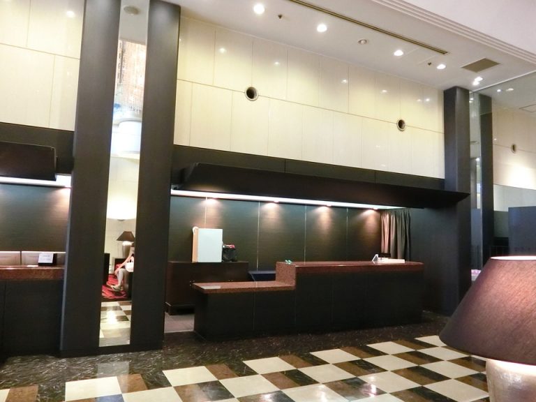 荷物カウンター