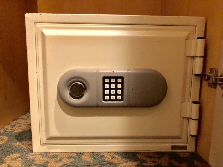 金庫閉めてる状態