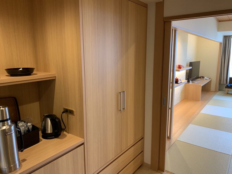 クローゼット外観です。