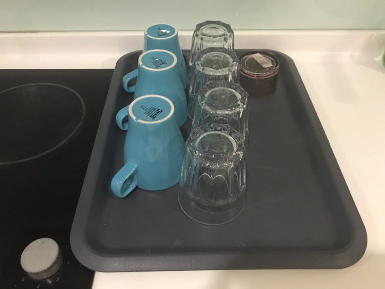 グラス・カップ