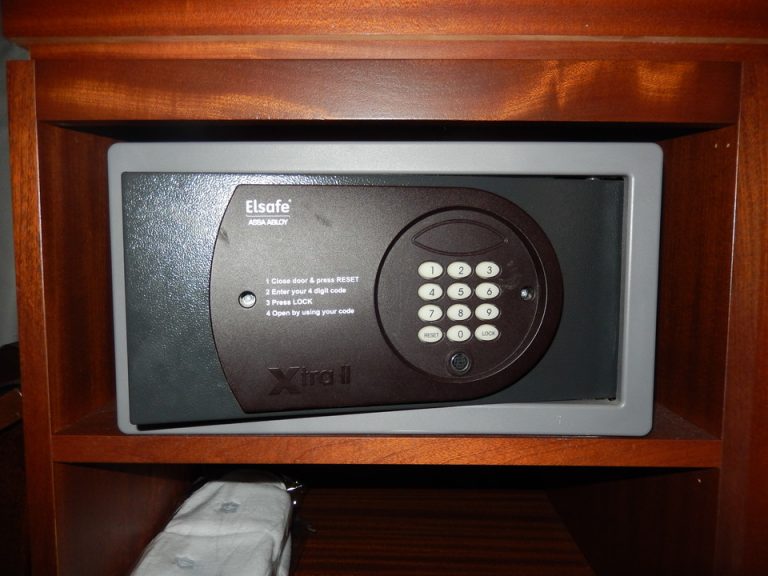 セーフティーボックス(閉じた状態)