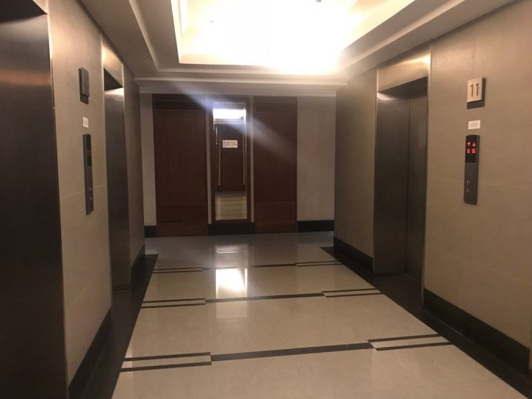 客室エレベーターホール