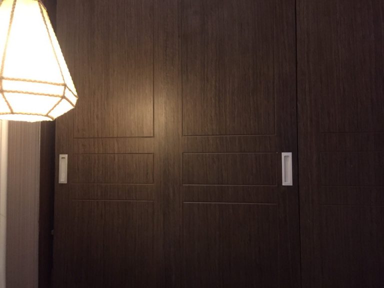 クローゼット(閉じた状態)