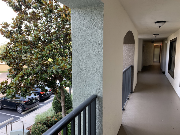 客室階廊下全体