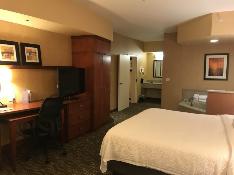 ベッドルーム 広い!!